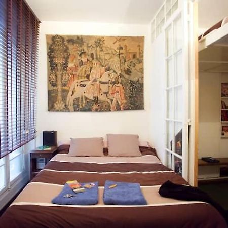 Bed and Breakfast Bien Situe Parigi Esterno foto